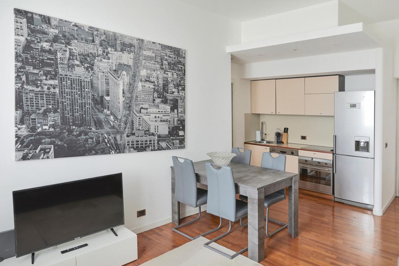 Prestige Boutique Homes -Duomo Galleria Vittorio Emanuele Mediolan Zewnętrze zdjęcie